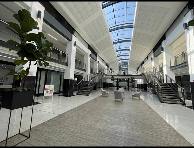 419M² OFFICE TO LET IN BRYANSTON